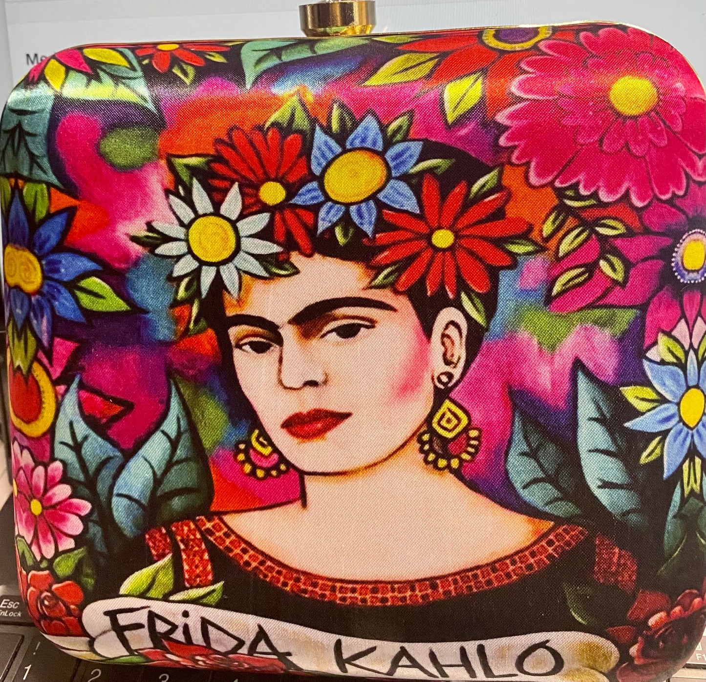 Frida Kahlo w Flowers Clutch Handbag w/ Chain New   #94